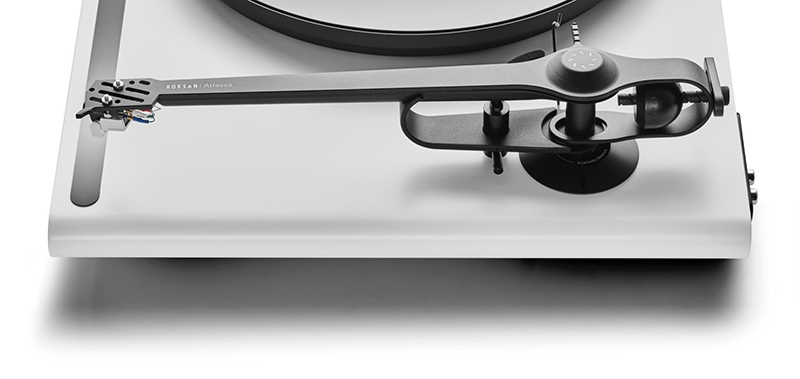 ROKSAN Attessa Turntable