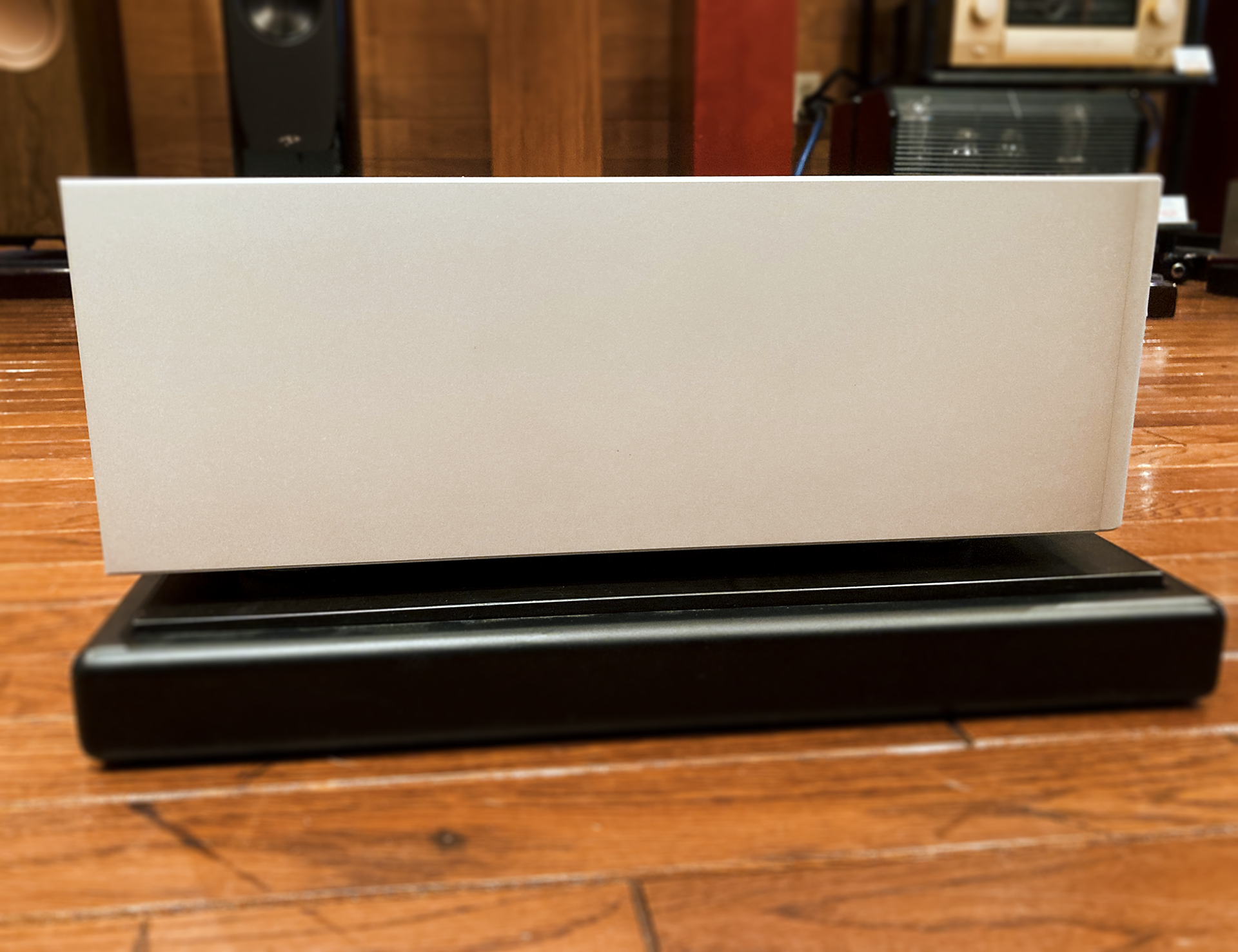 LUXMAN D-08