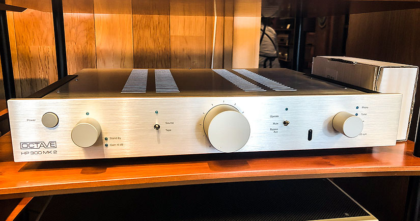 【中古品】OCTAVE/ハイブリッド真空管プリアンプ/HP300MK2 P(MC PHONO搭載モデル) 