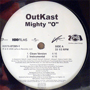 iڍ F OUTKAST(12) MIGHTY O