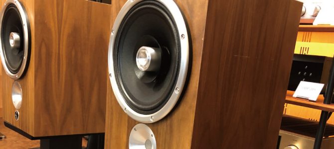 生活に寄添う音。ずっと聴いていたくなる音。ZuのOMEN BOOKSHELF MKII入荷。