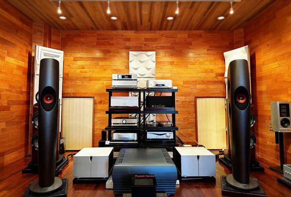 スピーカーと機材