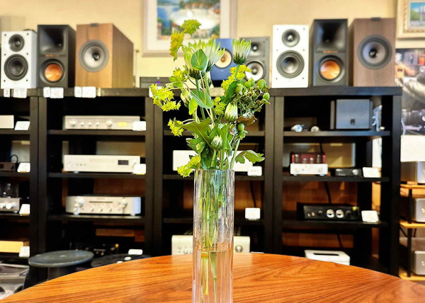 ご来店をお待ちしています