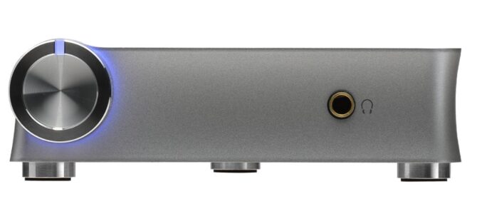 ‐ 純白の原音 ‐    KORG   DS-DAC-10R