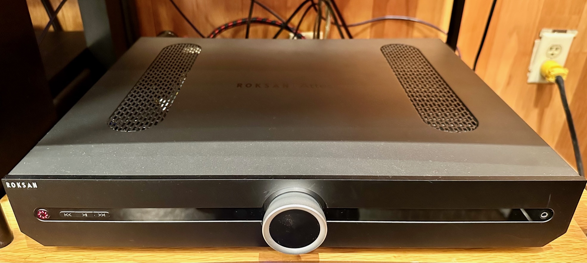 yWizROKSAN/Xg[~O/CeO[ebhEAv/Attessa Streaming Amplifier J[FubN