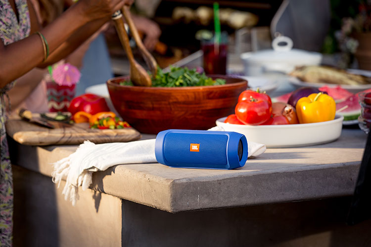 jbl CHARGE+2 スピーカー