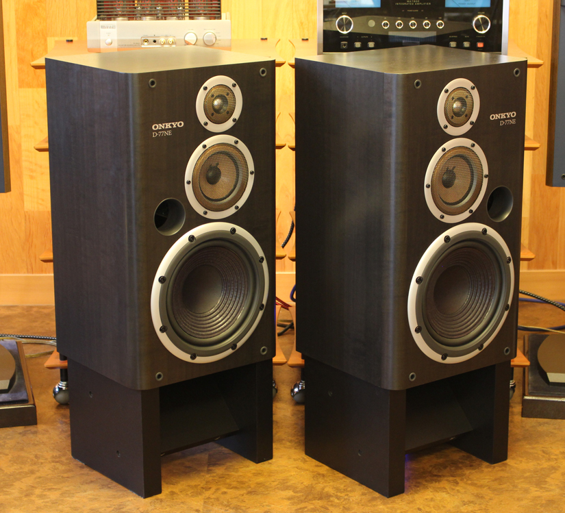 ONKYO D-77NE