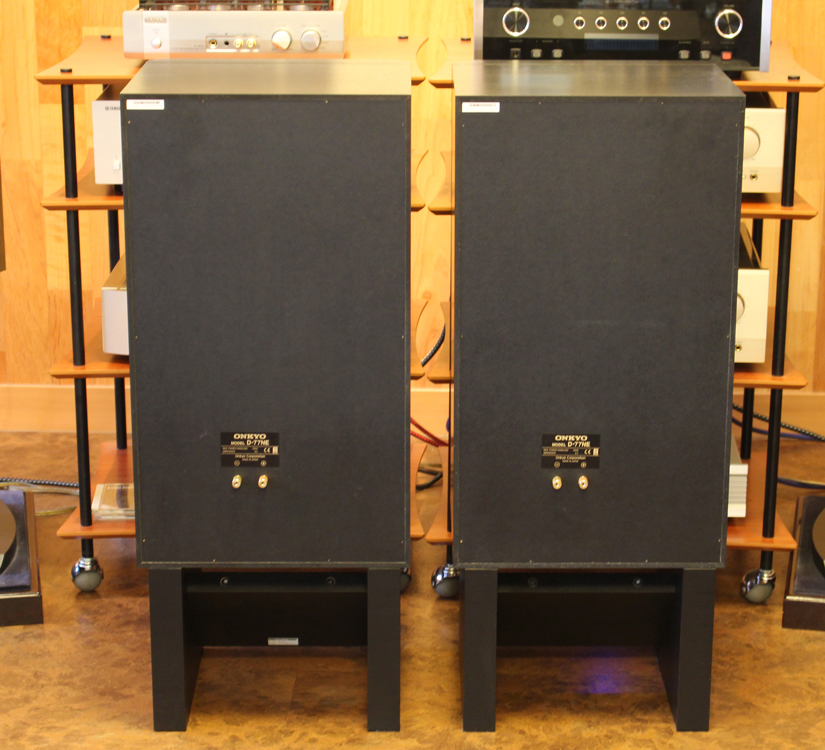 ONKYO D-77NE