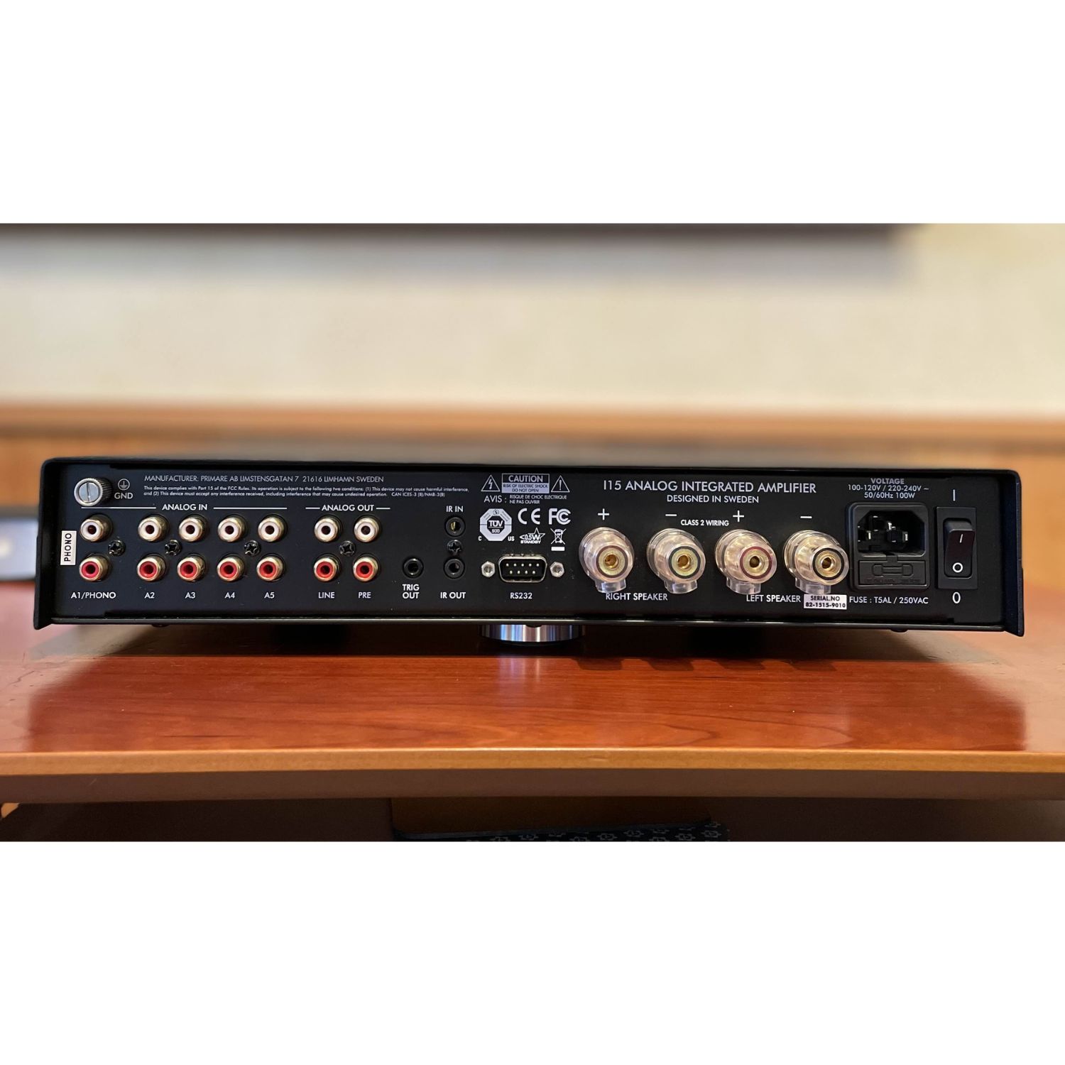 primare i15 analog