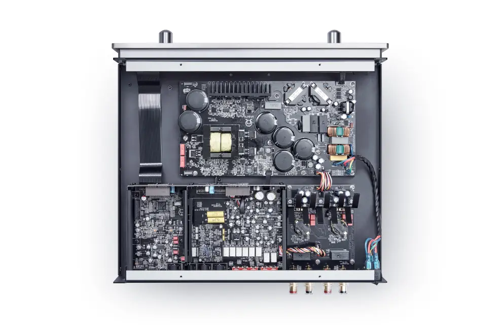 決算セール！展示特価品！】PRIMARE/プリメインアンプ/I35のご紹介です。