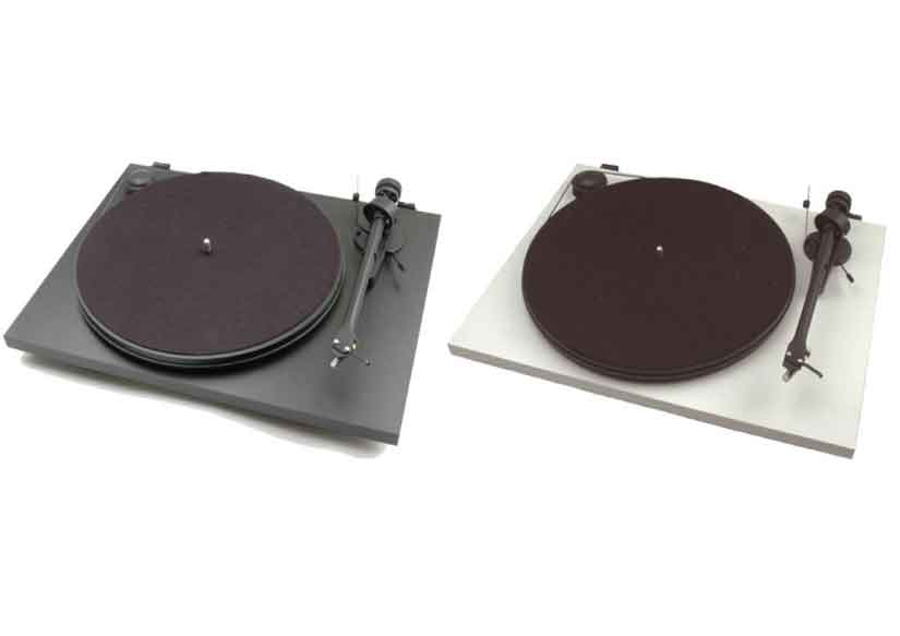 残り僅か！箱潰れB級品特価】Pro-Ject/レコードプレーヤー/Essential