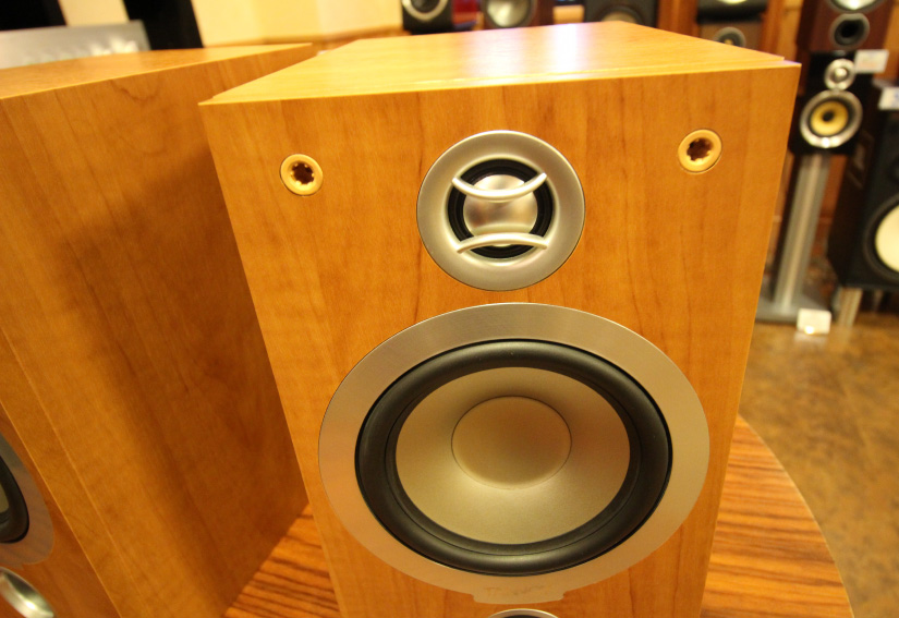 TANNOY Mercury V1i