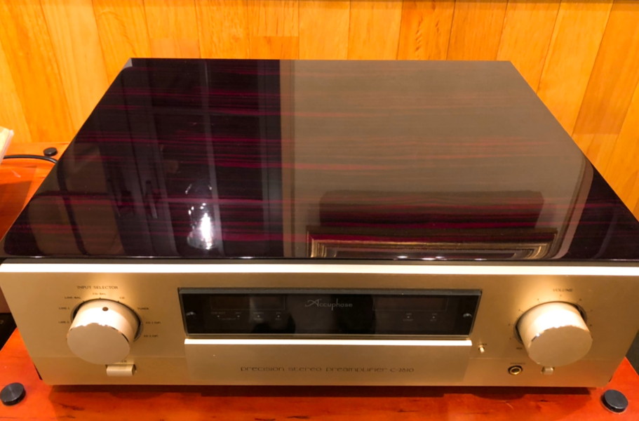 アンプ Accuphase C-2810 Accuphase Laboratory, Inc. C-2810