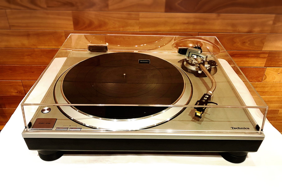 Technics SL-1500C