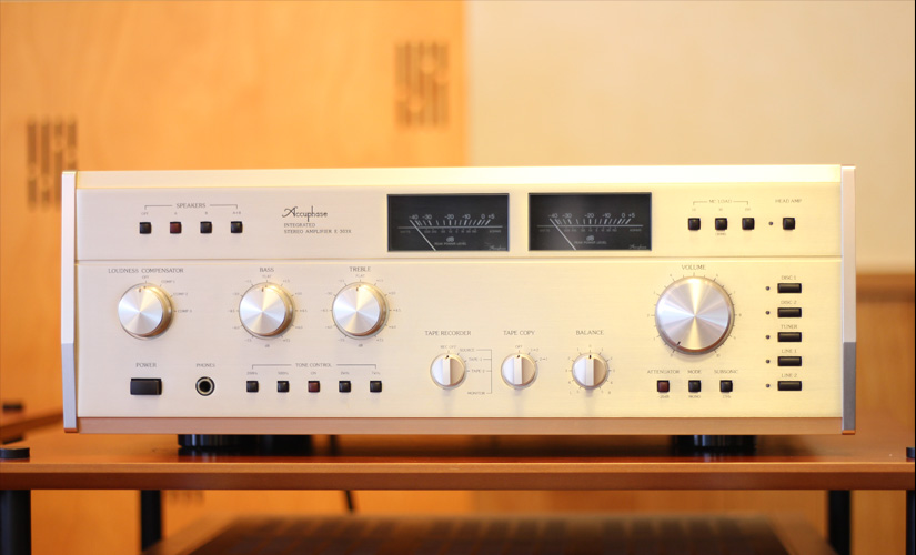 Accuphase E-303X