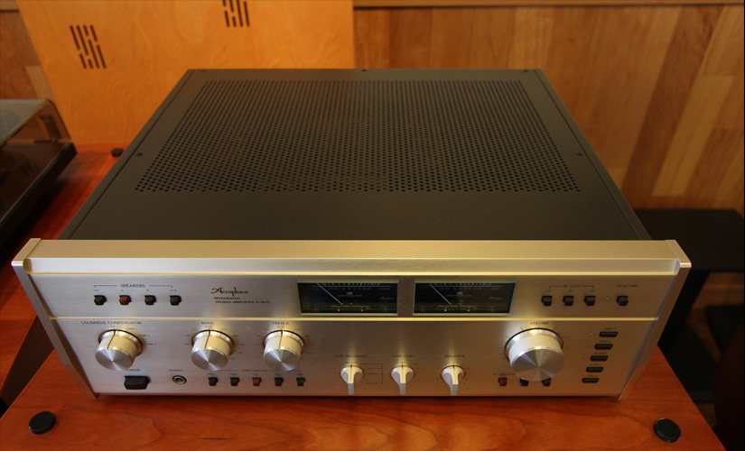 Accuphase E-303X