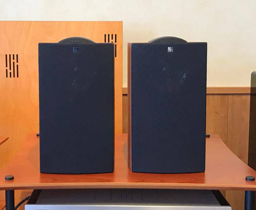 kef iq1