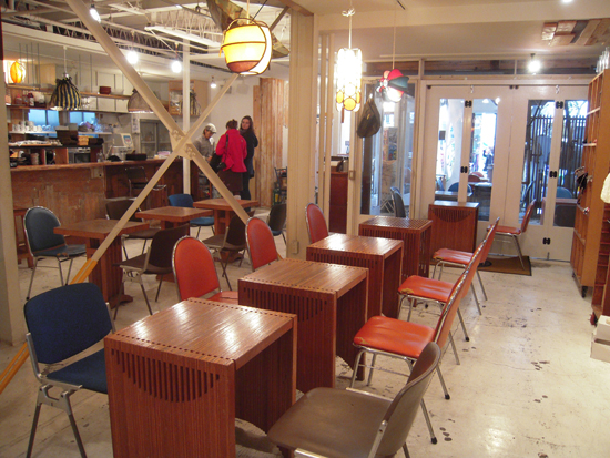 bio ojiyan cafe  (rIIWJtF)