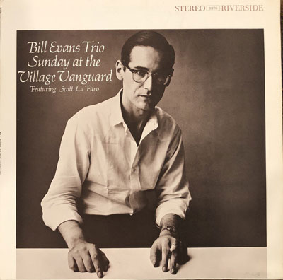 iڍ F BILL EVANS(LP) SUNDAY AT THE VILLAGE VANGUARD