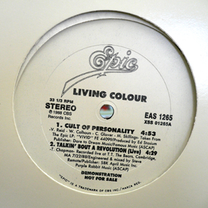 iڍ F yUSEDEÁz LIVING COLOUR(12) CULT OF PERSONALITY