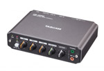 iڍ F TASCAM/USBI[fBIC^[tF[X/US-125M