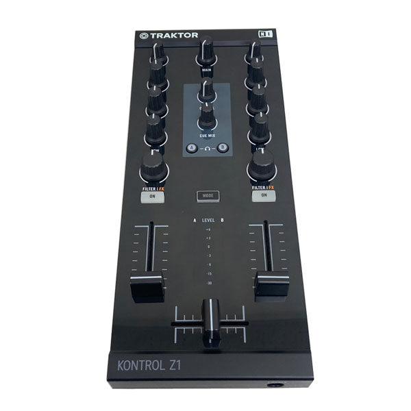 中古品】Native Instruments/DJ ミキシング・インターフェイス/TRAKTOR