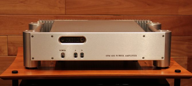 CHORDのパワーアンプ SPM600を入荷しました。