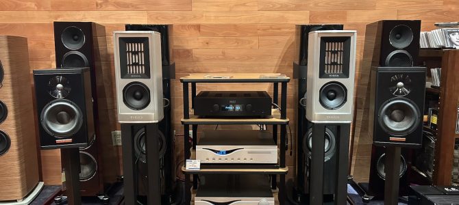 【比較試聴してみた！】アルミニウム筐体の名機対決！PIEGA「Coax 411」vs  Magico「A1」