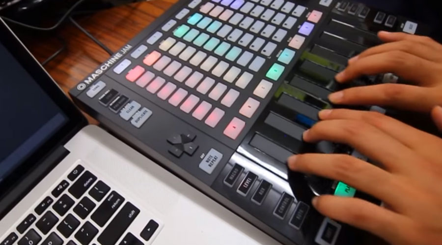 maschine jam 本体