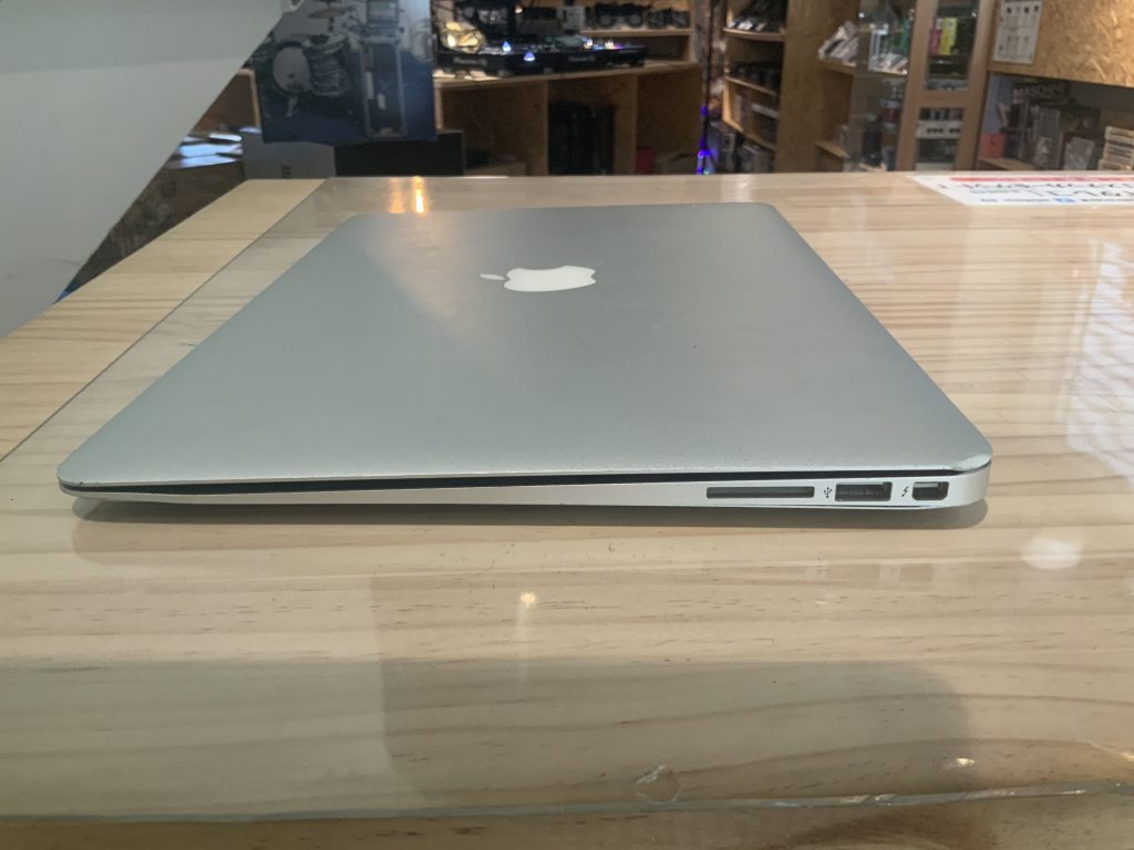 MacBook air ジャンク