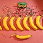【バナナは付属しません！】めちゃくちゃかわいい小型シンセMicroKits Synth-a-Sette！