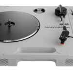 【伝説の再来】KORG handytraxx playがヤバすぎる！単なるポータブルを超えた「遊べる」ターンテーブルを徹底解剖。