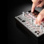 KORG volca bassとは？太いアナログベースが作れる人気シンセを解説！
