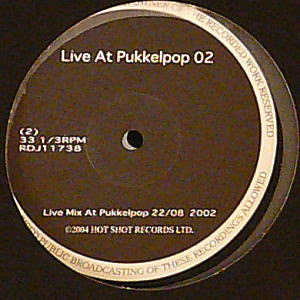 APHEX TWIN(LP) UNRELEASED LIVE MIX AT PUKKELPOP 22/08 2002 -DJ機材