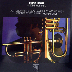 iڍ F FREDDIE HUBBARD (tfBEno[hj@(LP) ^CgFFIRST LIGHT