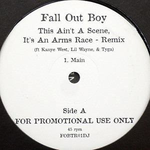 iڍ F FALL OUT BOY(12) THIS AIN'T A SCENE IT'S AN ARMS RACE