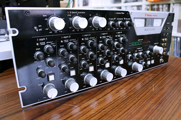 VESTAXの最高傑作とも呼び声高い不世出の高級ミキサーR-3が整備
