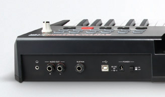 AKAI SynthStation 49 USB端子