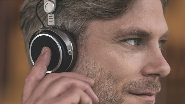 BEYERDYNAMICのヘッドフォン、Aventho Wireless JPのご紹介です。