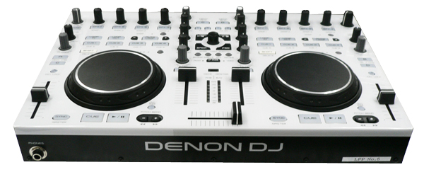 オンライン取扱店 電子音楽 デノン PCDJコントローラーです。 mc3000 DJ機器