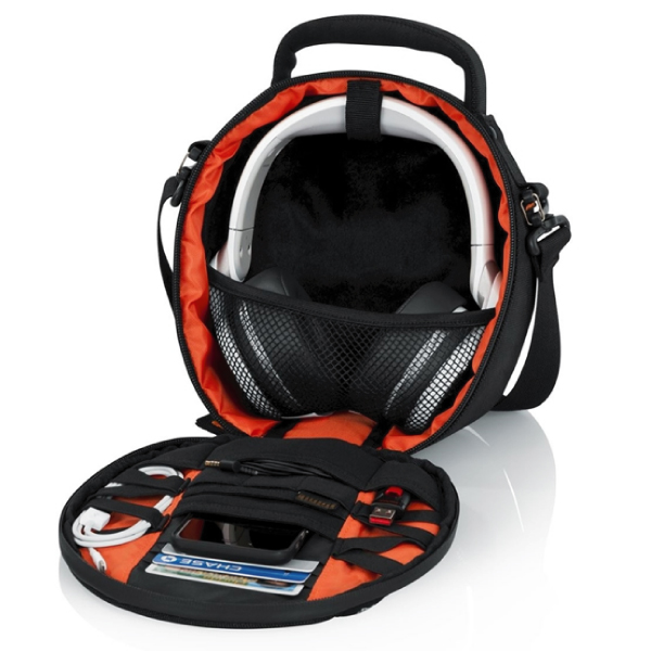 【新着商品】Gator Cases ゲーター キャリングバッグ ヘッドホン/アク GATORのDJコントローラー用バッグ、G-CLUB-HEADPHONEのご紹介です。