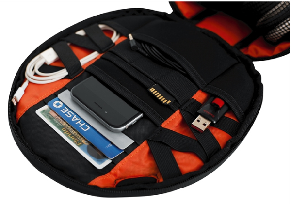 【新着商品】Gator Cases ゲーター キャリングバッグ ヘッドホン/アク GATORのDJコントローラー用バッグ、G-CLUB-HEADPHONEのご紹介です。