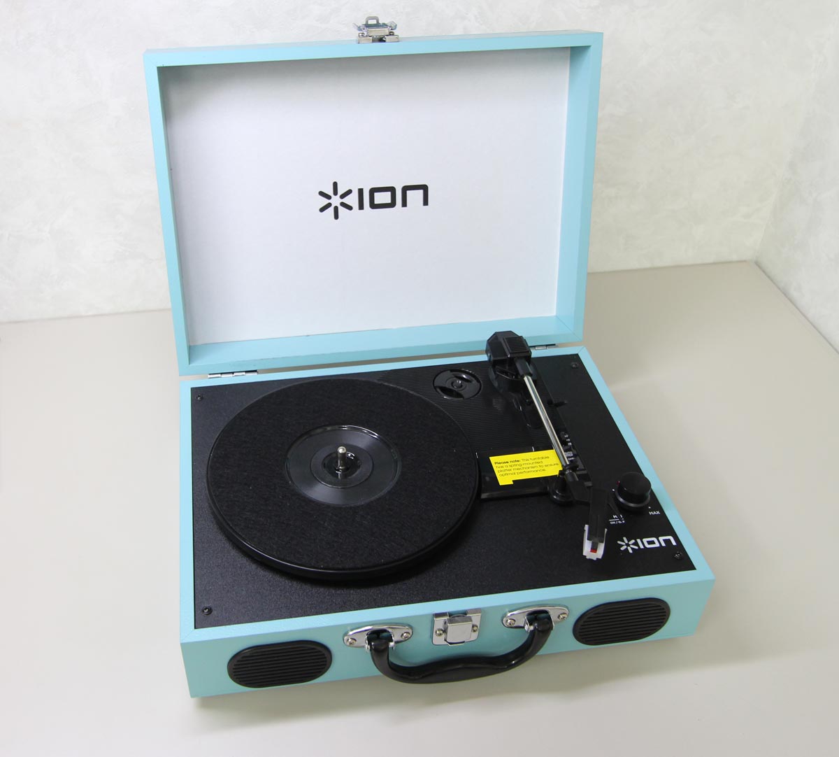 ION AUDIO Vinyl Transport Blueレコードプレーヤー