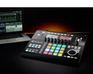 MASCHINE STUDIOڍ