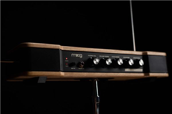 MOOG Etherwave Theremin