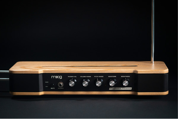 MOOG Etherwave Theremin