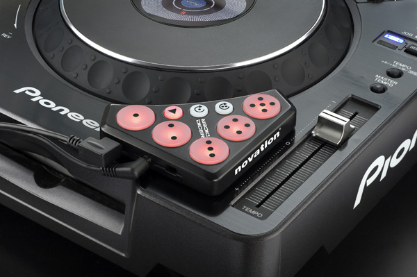 novationのSerato DJ、Scartch Live専用MIDIコントローラーDICERのご ...