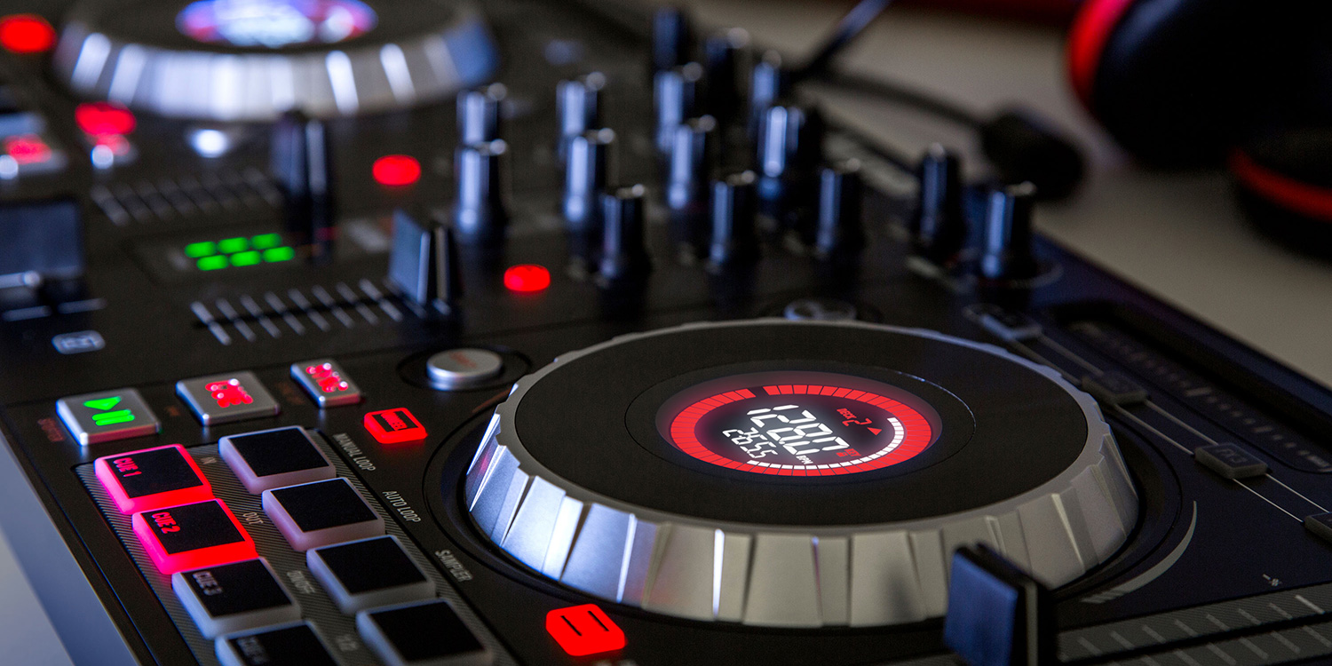 Numark MIXTRACK PLATINUM