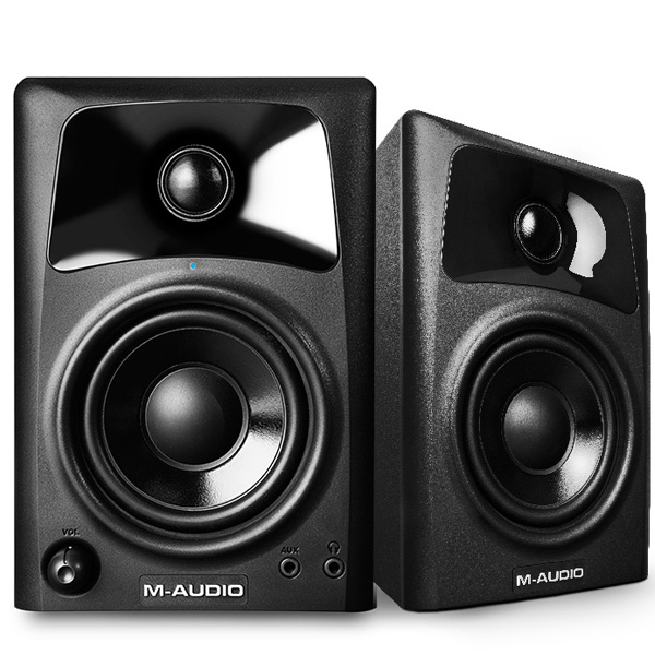 M-AUDIO AV32