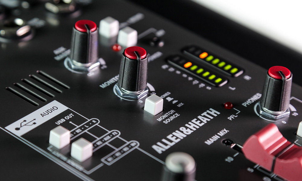 ALLEN & HEATH ZEDi-10